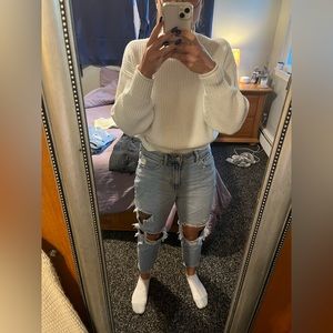 American Eagle Mom High Waisted Jeans Ripped